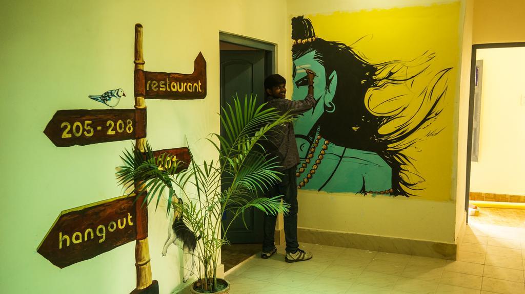 Zostel Varanasi Hostel Exterior photo