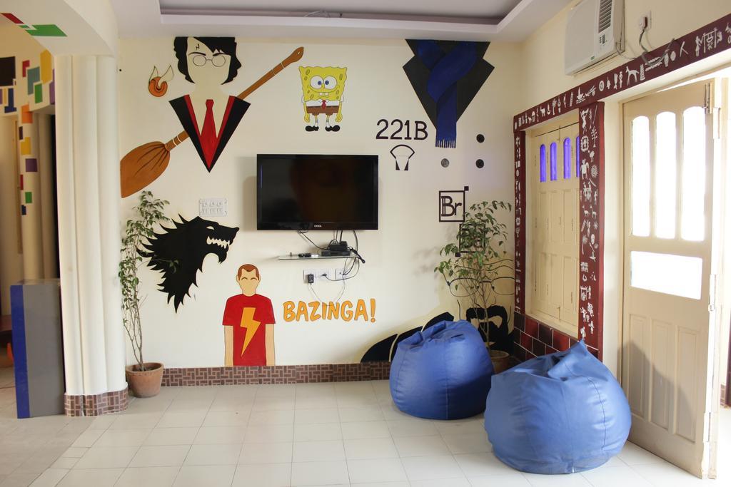 Zostel Varanasi Hostel Exterior photo