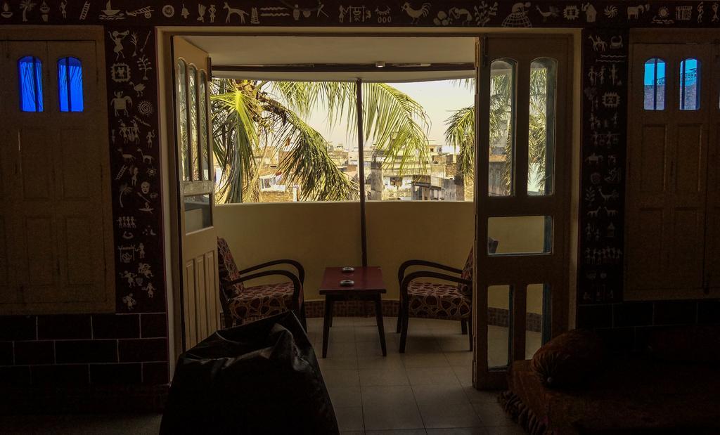 Zostel Varanasi Hostel Room photo