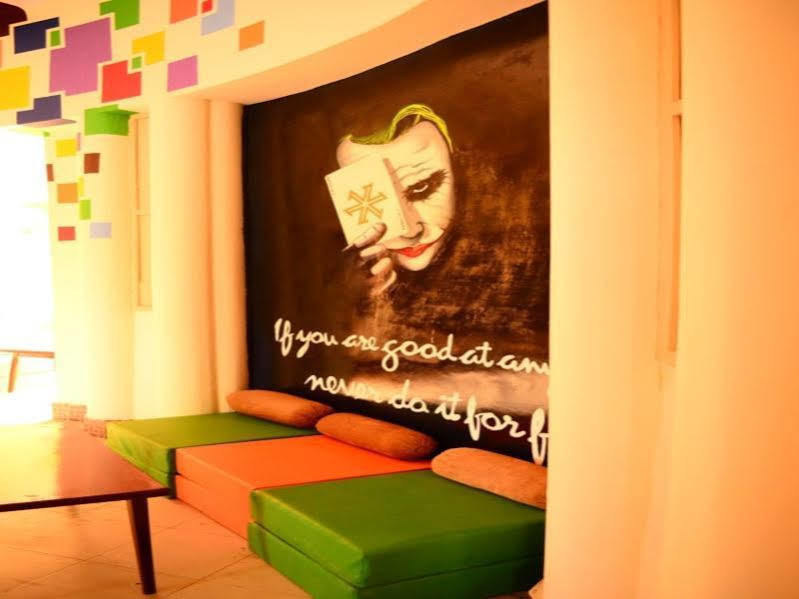 Zostel Varanasi Hostel Exterior photo